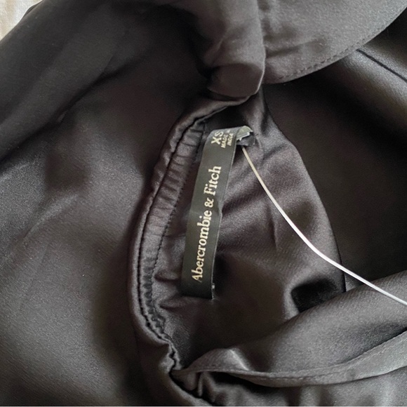 NWT Abercrombie & Fitch Draped Skirt Maxi Dress Satin Open Back Slit Black  XS - Picture 11 of 12